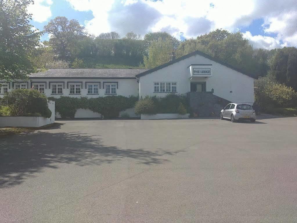 Conwy Valley Hotel Exterior photo
